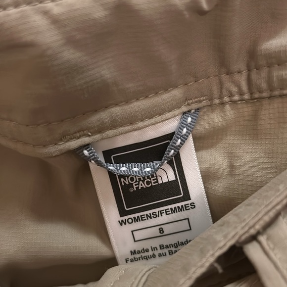 The North Face khaki skirt size 8 - Picture 3 of 5
